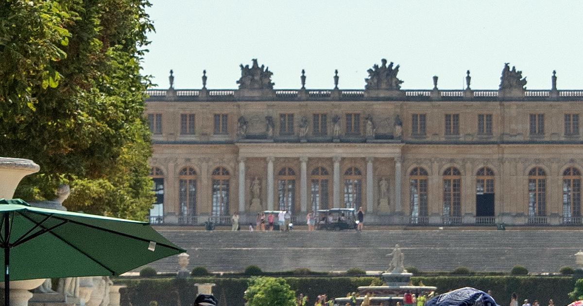 Tailor-Made Fun and Educational Discovery Trail at the Palace of Versailles: A Day of Immersive Visits for Children